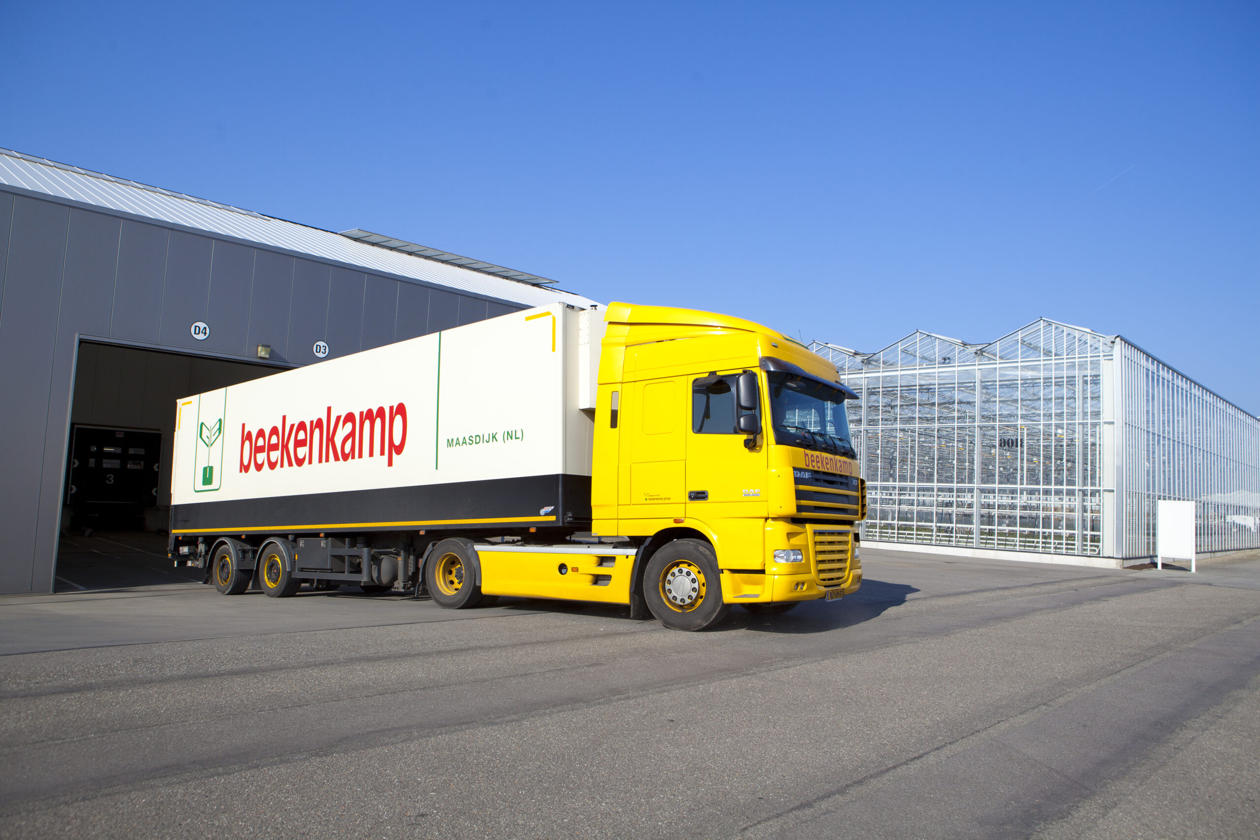 Beekenkamp vrachtwagen